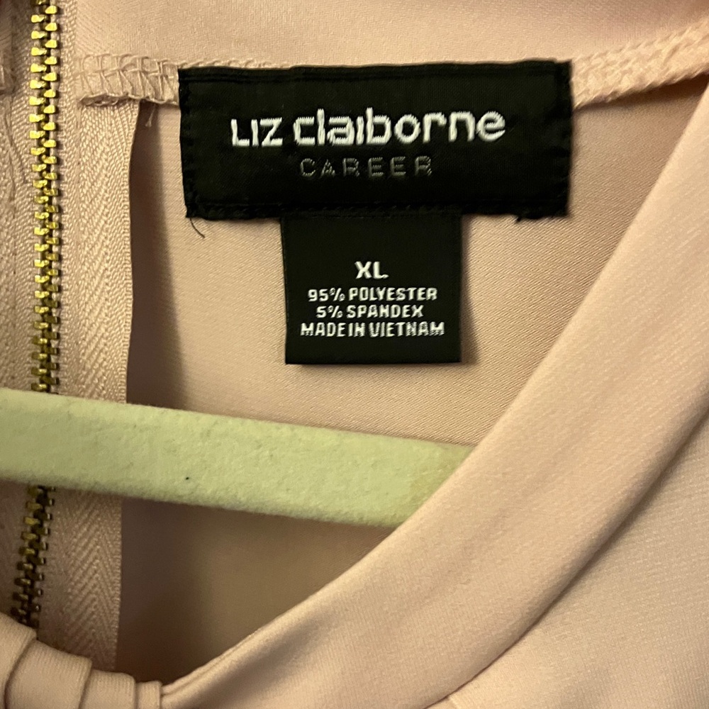 Liz Claiborne Blush Pink Cap Sleeve Top - Picture 2 of 4